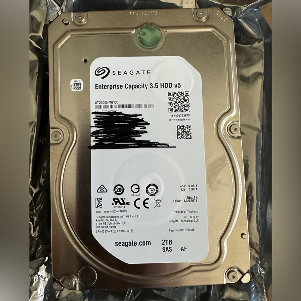 Seagate Hard Drive ST2000NM0135 2TB SAS 6Gb/s Enterprise 7200RPM 128MB 3.5inch